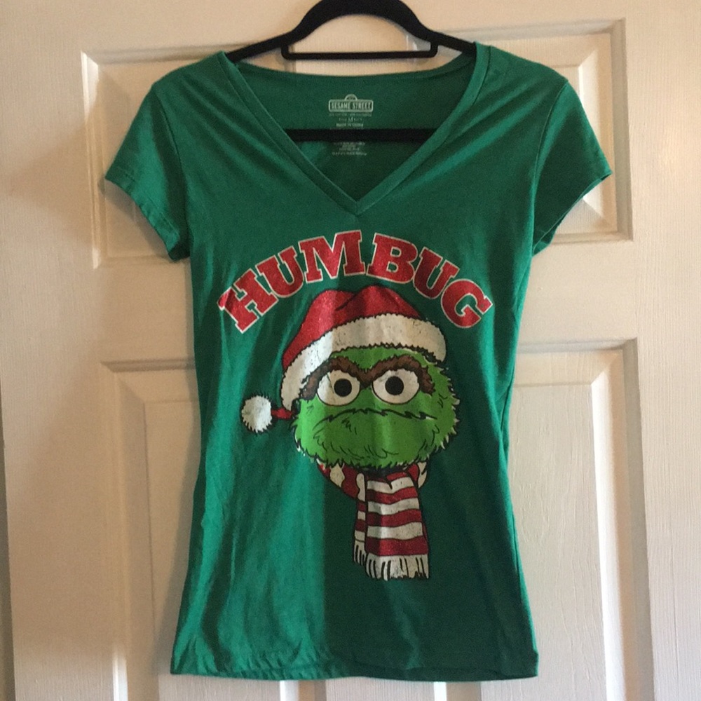Humbag Oscar the Grouch V-neck size M